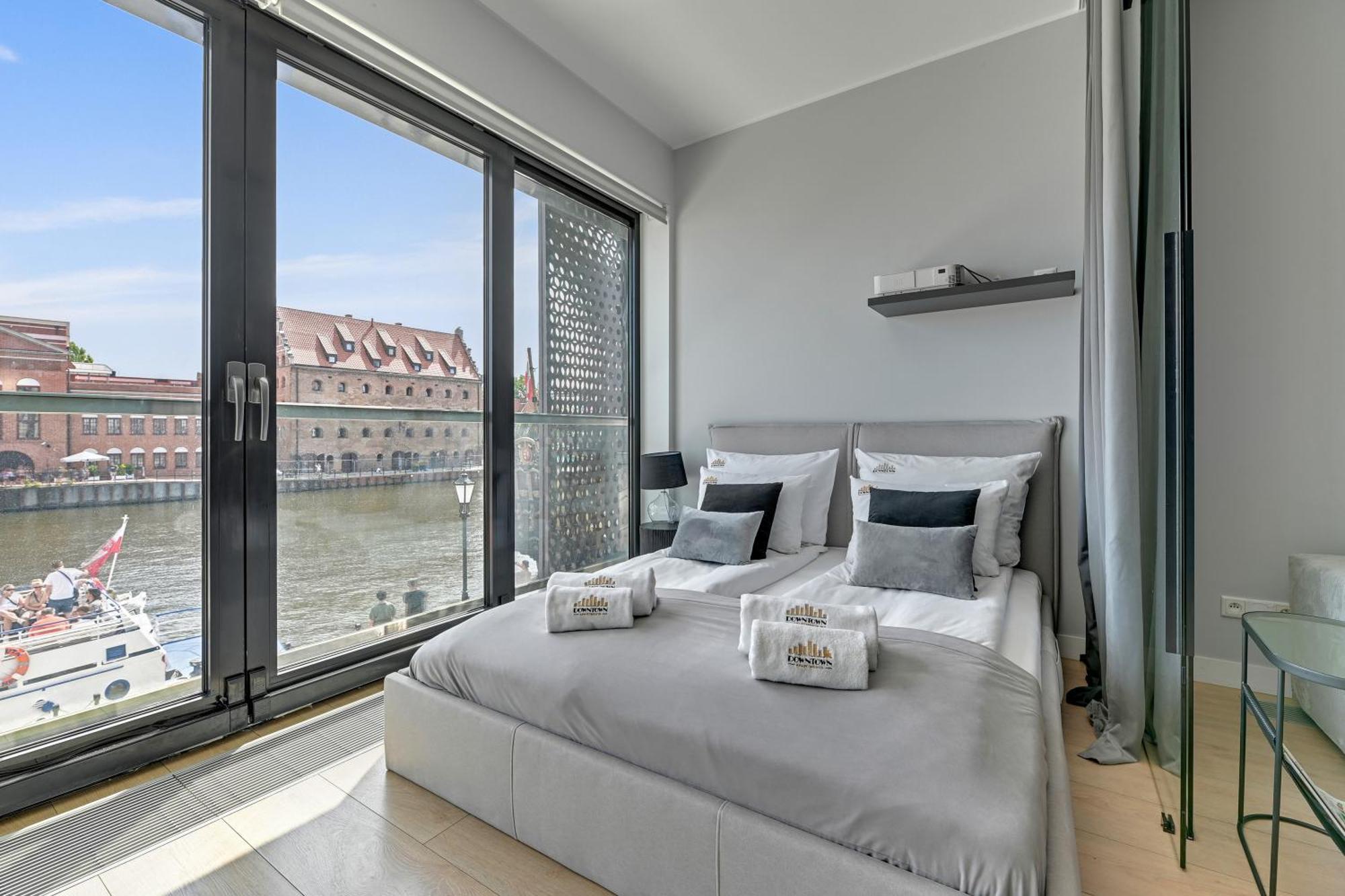 Symfonia Amazing River View Apartment By Downtown Apartments Gdansk Exterior photo
