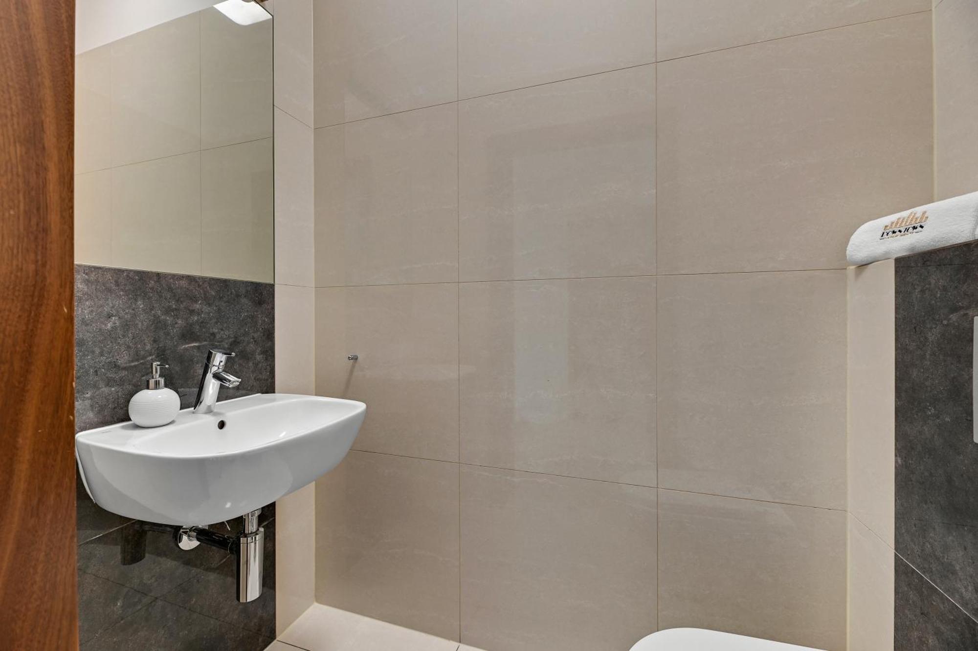 Symfonia Amazing River View Apartment By Downtown Apartments Gdansk Exterior photo