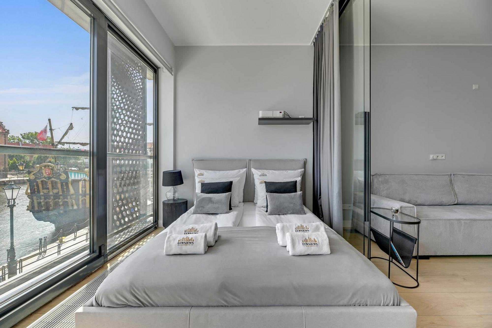 Symfonia Amazing River View Apartment By Downtown Apartments Gdansk Exterior photo